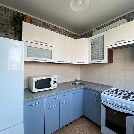 Красивая 3 К Кв Центр М Гагарина М Спортивная Kharkiv Eksteriør bilde