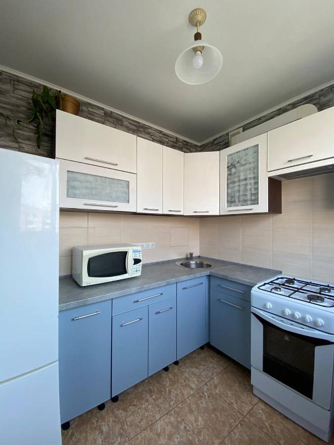 Красивая 3 К Кв Центр М Гагарина М Спортивная Kharkiv Eksteriør bilde